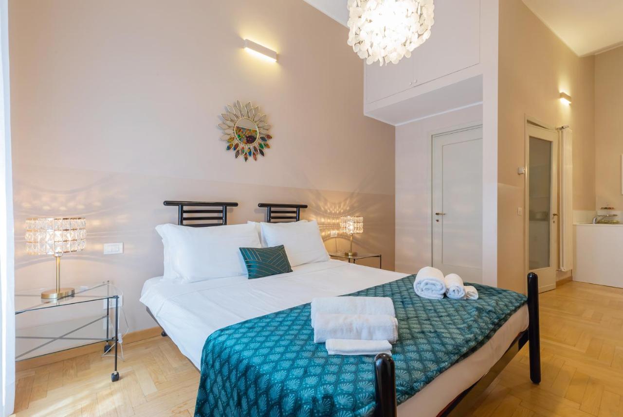 Milan Retreats Duomo Suites ภายนอก รูปภาพ